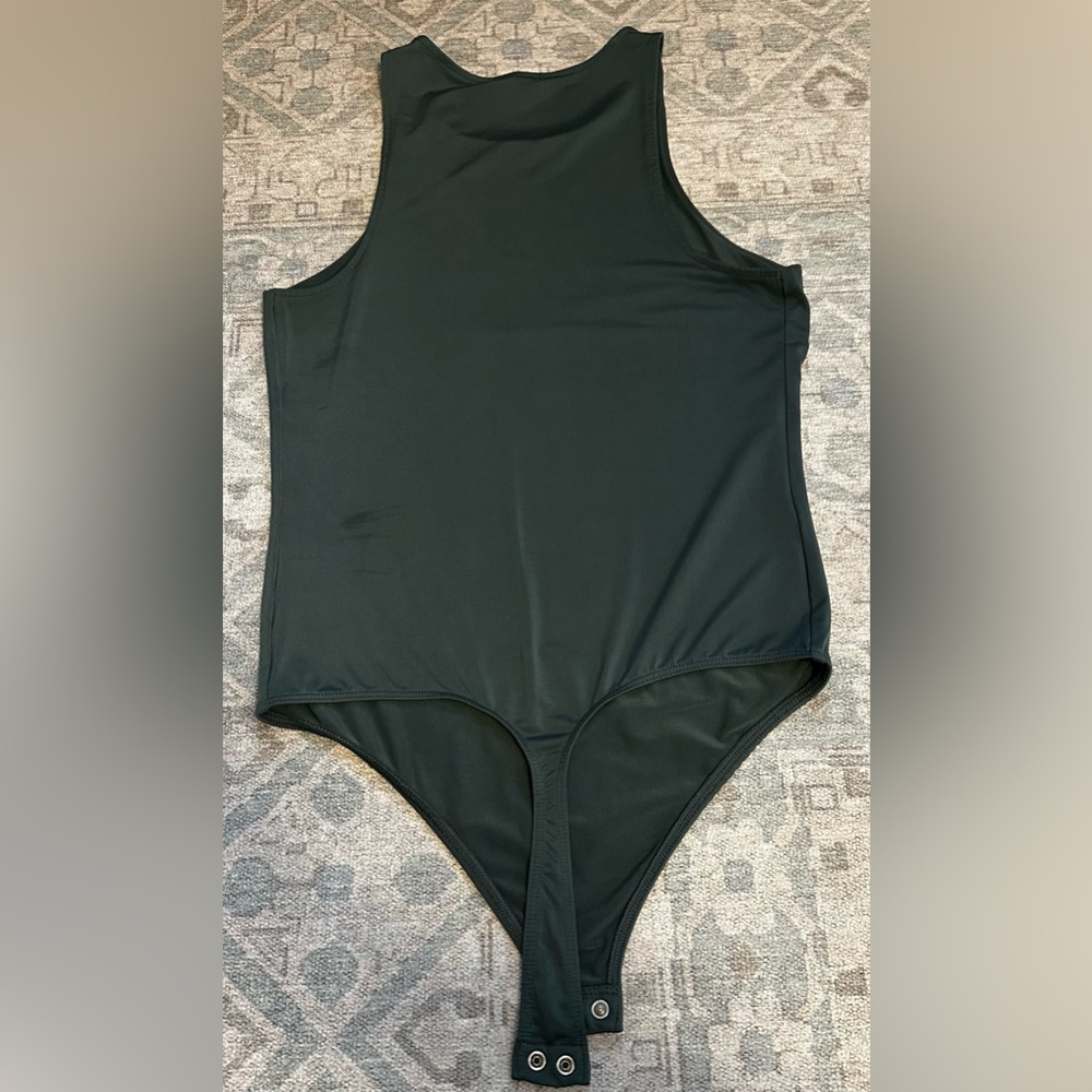 Express Body Suit - Picture 2 of 3